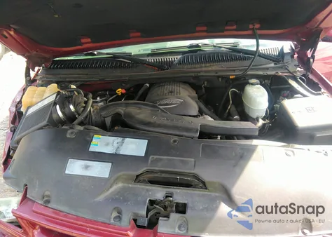 2005 Chevrolet Tahoe Z71 из США, поврежденный, VIN 1GNEK13T65R274390